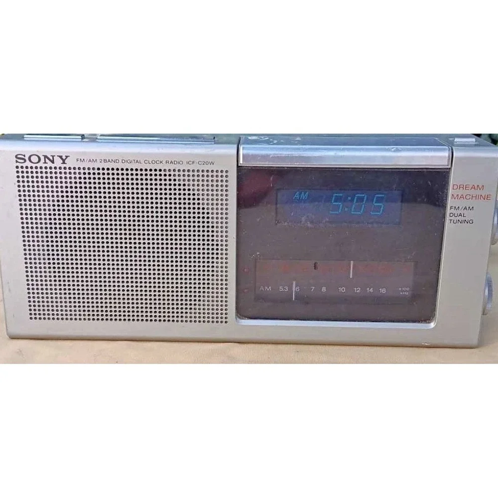 Vintage Sony Dream Machine ICF-C20W FM/AM Digital Clock Radio